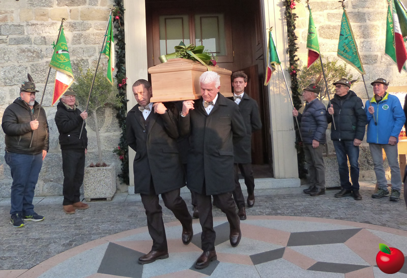 barzanofunerali1.jpg (217 KB)