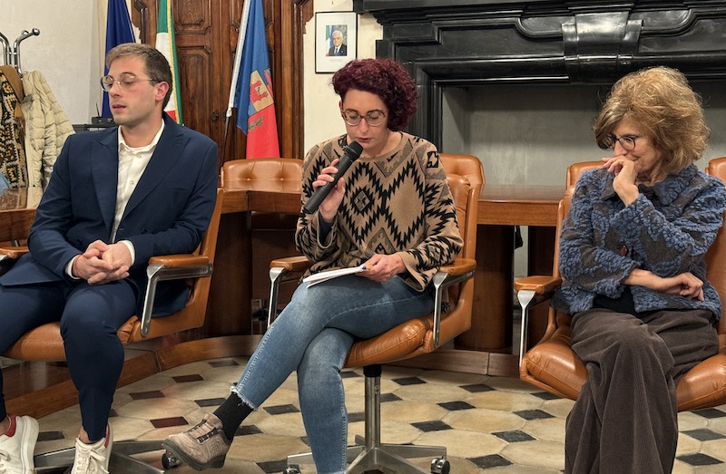 Annone_incontro_violenza00006.JPG (165 KB)