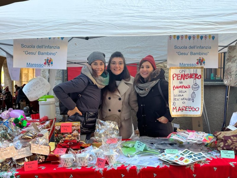 Missaglia__auguri_in_piazza_23_6.jpg (145 KB)