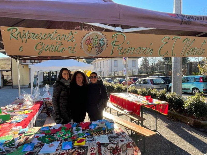Missaglia__auguri_in_piazza_23_9.jpg (150 KB)