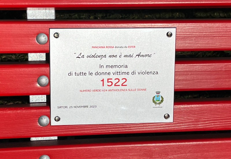 Sirtori__panchina_rossa_4.jpg (117 KB)