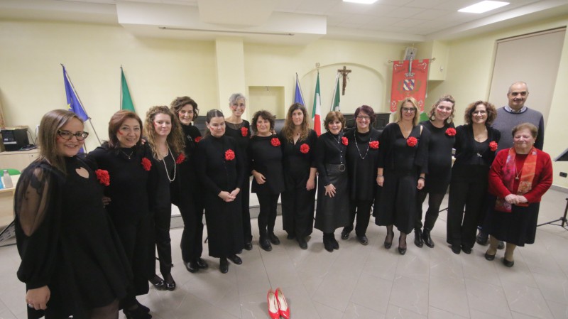 corofemminile.jpg (67 KB)