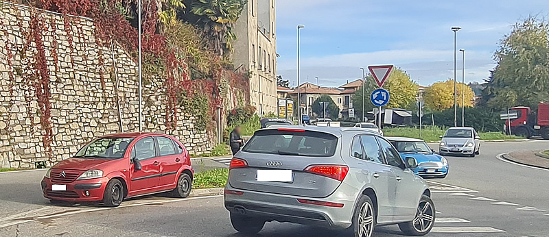 monticelloauto1.jpg (181 KB)