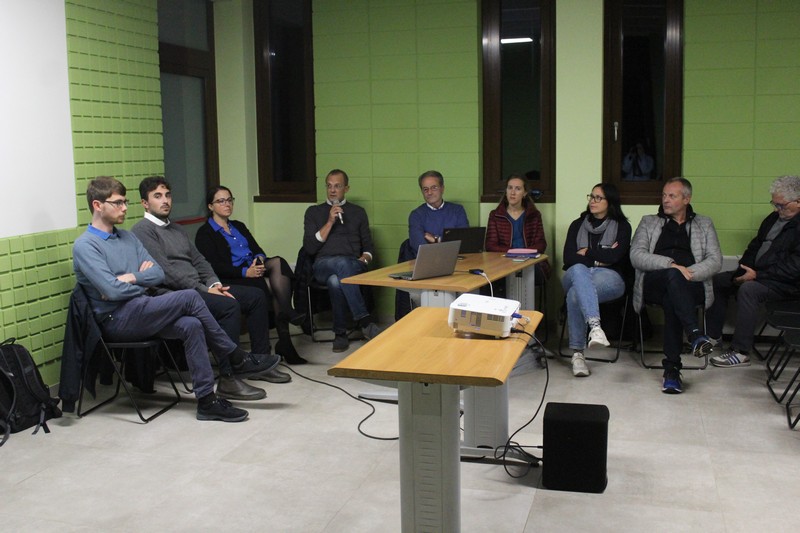 rogoredoassemblea5.jpg (114 KB)