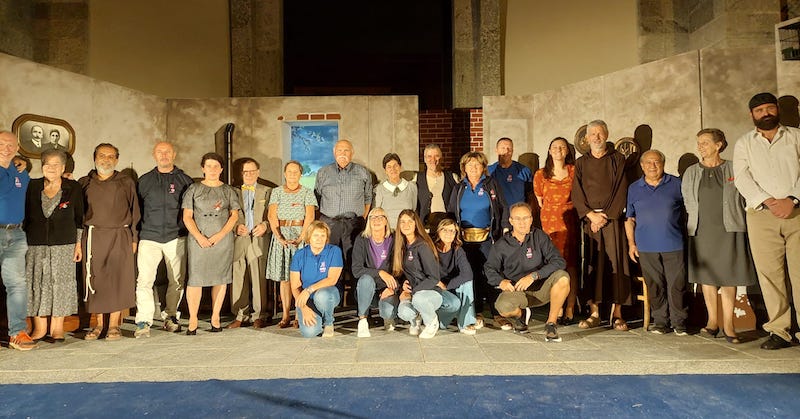 Bosisio_teatro00005.jpg (72 KB)