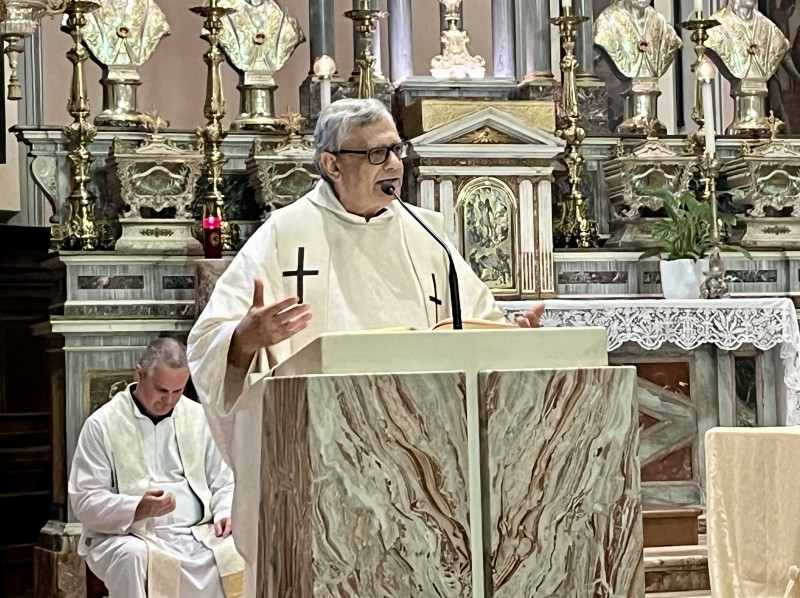 Cassago_sant’agostino-4.jpg (168 KB)