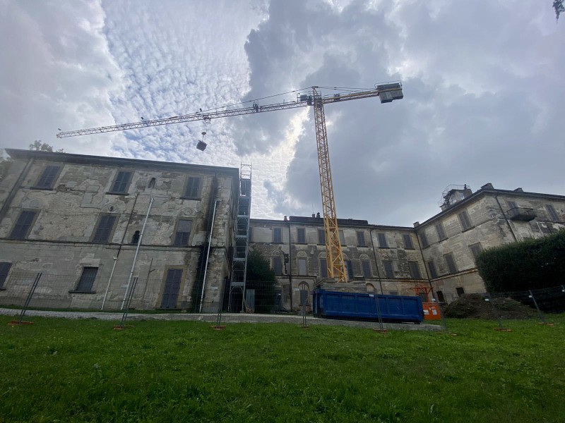 Lavori_Villa_Greppi_1.jpg (113 KB)