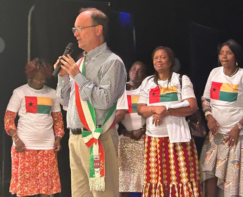 bulciagoguineabissau4.jpg (137 KB)