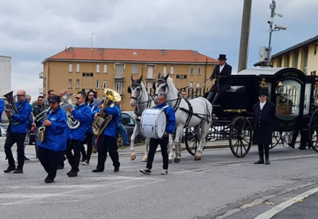 casatecarrozzapr.jpg (39 KB)