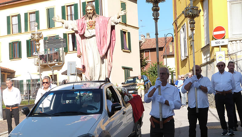 cortenuovaprocessione12.jpg (105 KB)