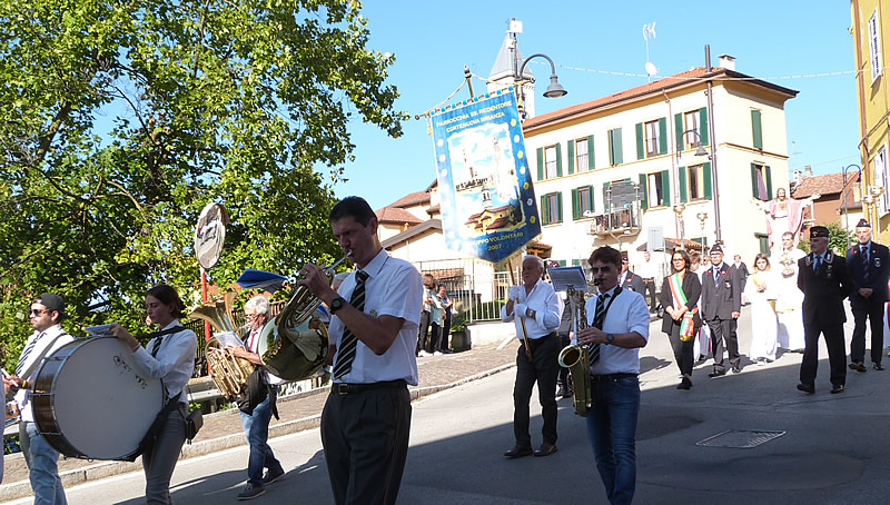 cortenuovaprocessione9.jpg (188 KB)