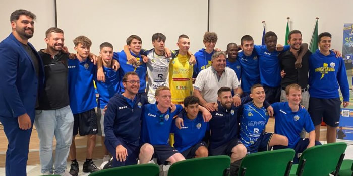 futsalpr.jpg (76 KB)
