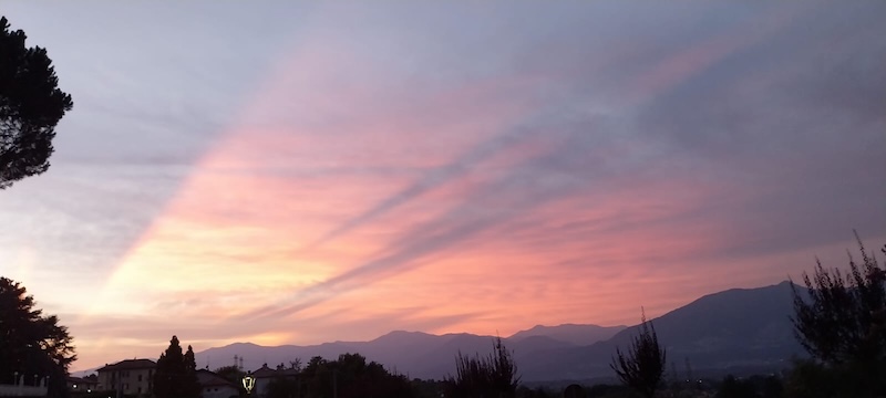 Barzago_tramonto00001.JPG (54 KB)