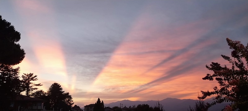 Barzago_tramonto00002.JPG (75 KB)
