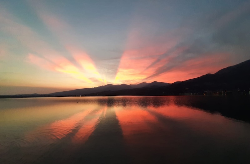 Pusiano_tramonto00002.JPG (71 KB)