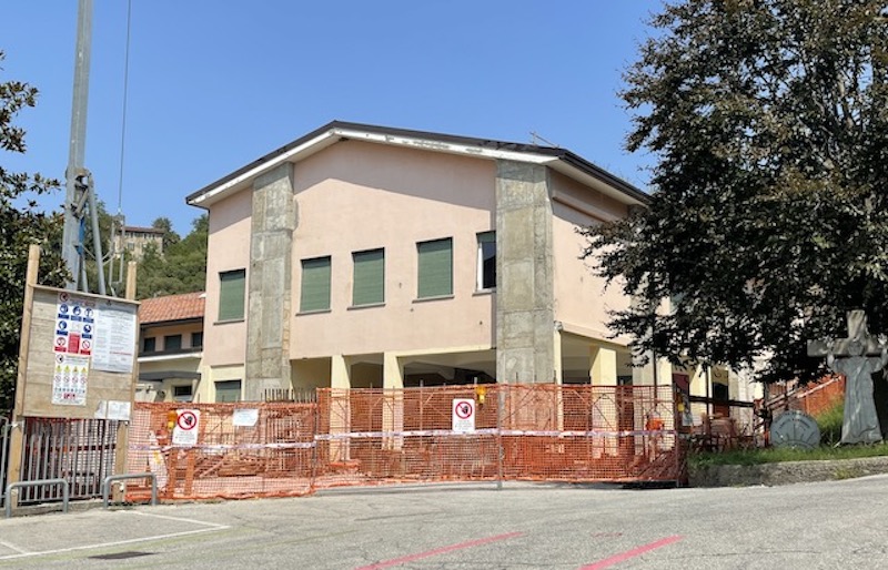 Sirone_primaria1.JPG (164 KB)