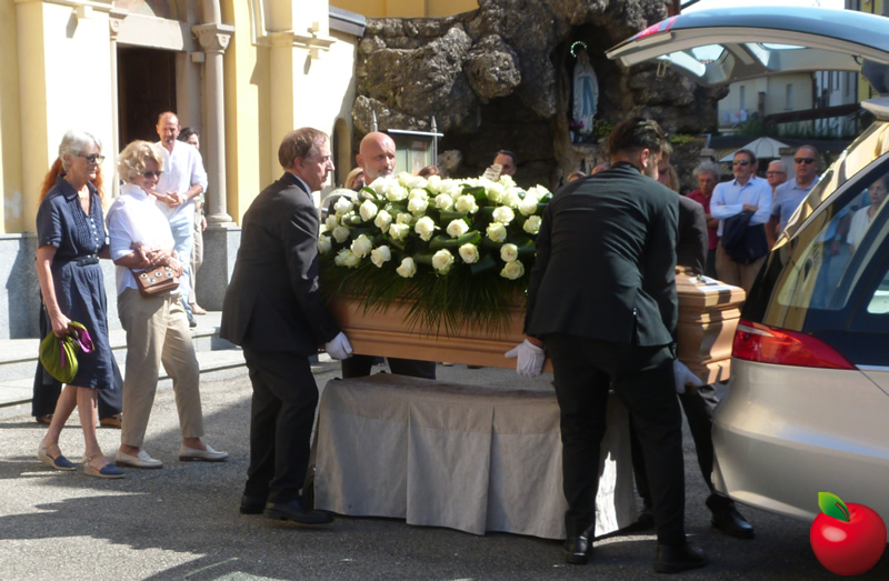 cortenuova_funerali2.jpg (186 KB)
