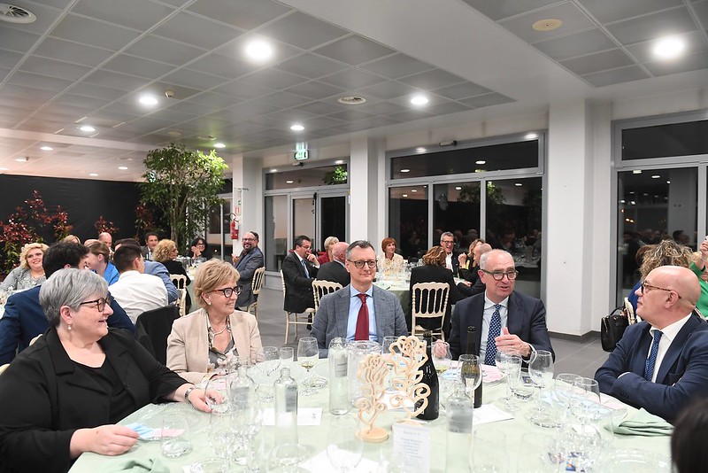 Bosisio_cena_gala10.jpg (122 KB)