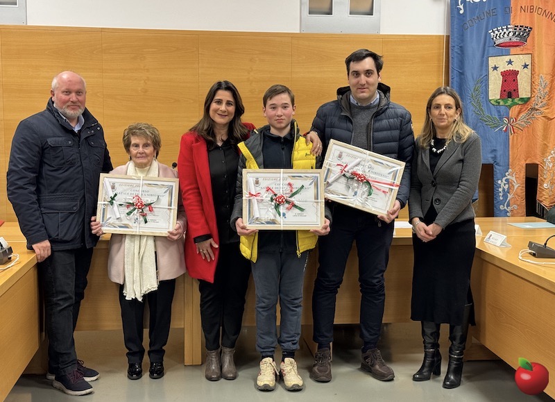 Nibionno_concorso_natale1.JPG (155 KB)