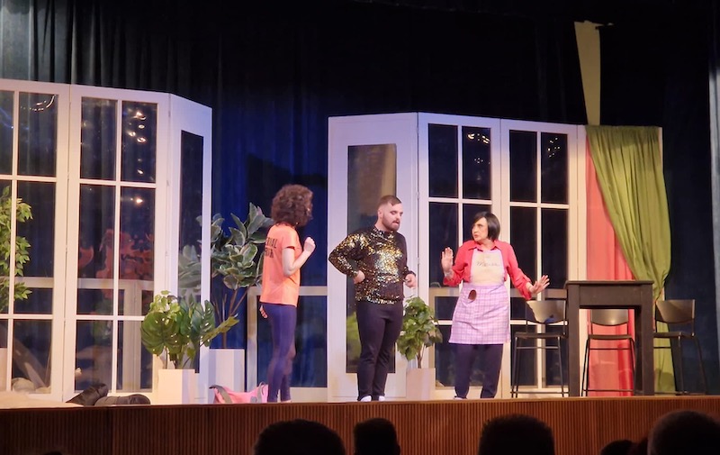 Nibionno_teatro00001.jpeg (103 KB)