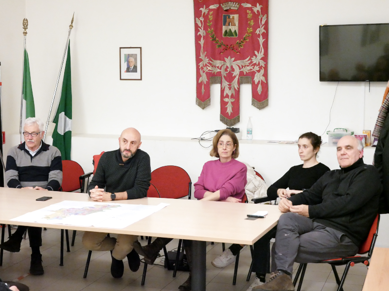 barzan__incontro_giunta_cittadini_1.jpg (417 KB)