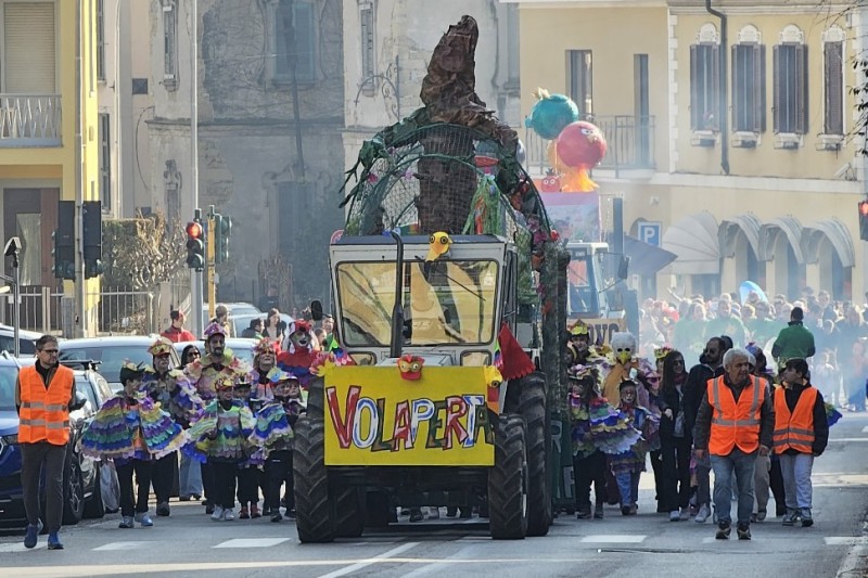 carro6.jpg (131 KB)