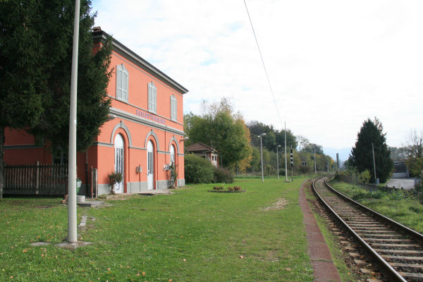 molteno_lavori_stazione3.JPG (67 KB)