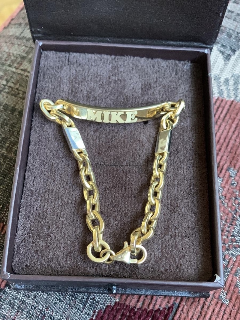 Bracciale_mike.jpg (427 KB)