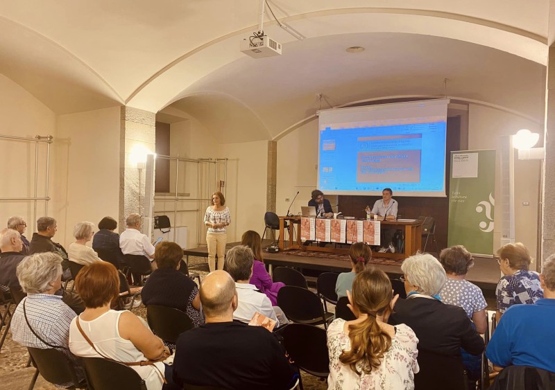 Incontro_di_luned__con_Vincenzo_Russo.jpg (100 KB)