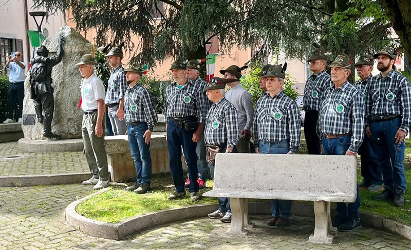 Sirtori__65_alpini_8.jpg (189 KB)