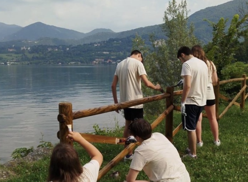 Bosisio_living_land00004.jpg (150 KB)