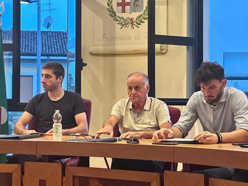 Bulciago__cc_luglio.JPG (112 KB)
