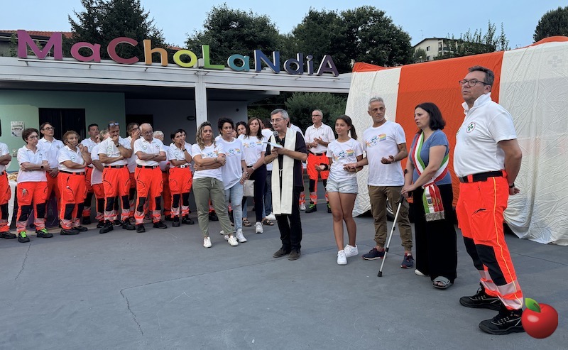 Costa_ambulanza_macho00005.JPG (152 KB)