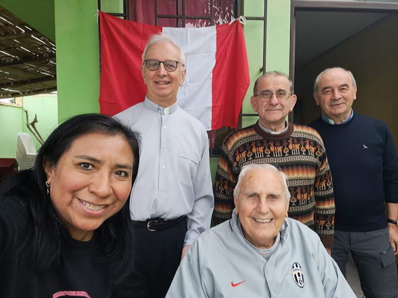 peru.jpg (98 KB)