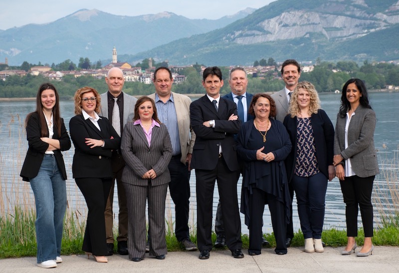 AnnoneVA_12_gruppo.JPG (142 KB)