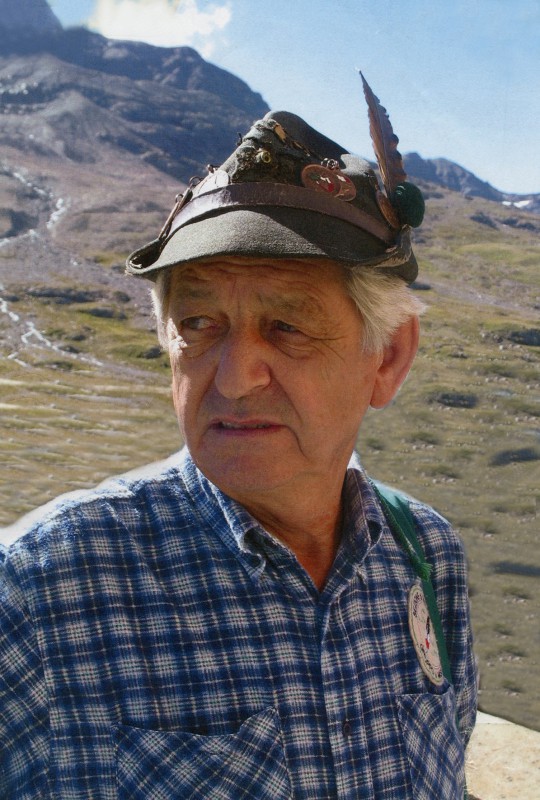 BESANA_CAMILLO_ritocc.jpg (124 KB)