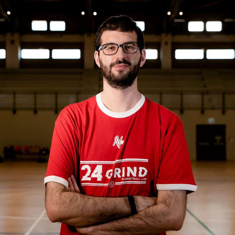 Barzan___Stefano_Magni_7.JPG (105 KB)