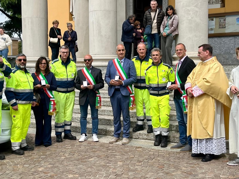 Casatenovo__mezzo_protezione_civile_7.JPG (172 KB)