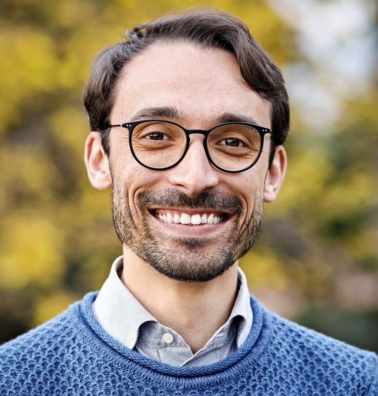 Giussani_Alessio_DQH3272_2500px.jpg (151 KB)