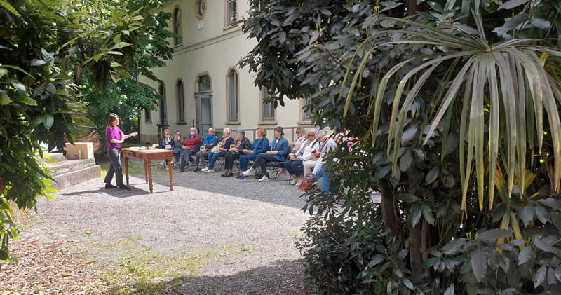 casatenovo_miele1.jpg (78 KB)