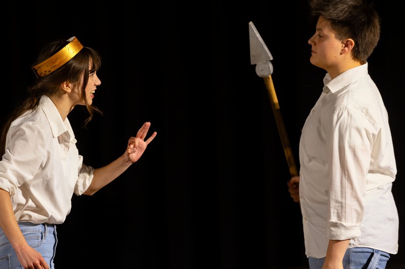 gandhi_noiantigone00010.jpg (91 KB)