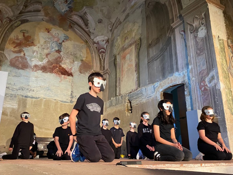 missaglia_progettoteatro__11_.jpeg (145 KB)