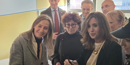 QuesturaCelebrazioneDonnePRIMACOL.jpg (35 KB)