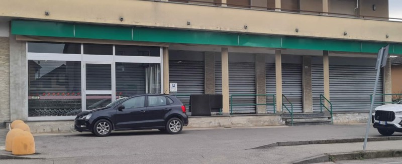 casatenovonegozi2.jpg (60 KB)
