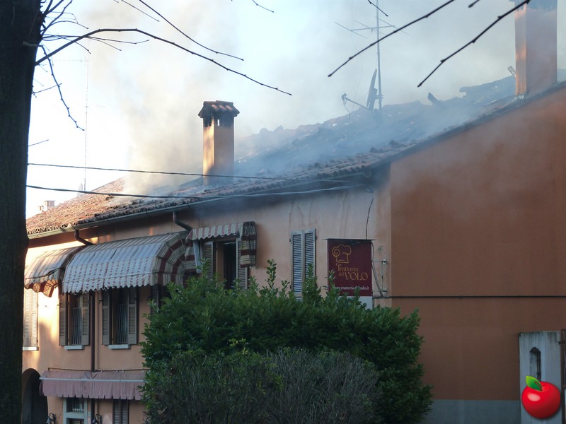 casaterogovolo20.jpg (130 KB)