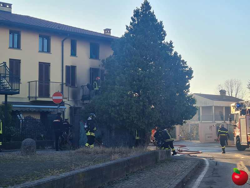 esplosione6.jpg (292 KB)