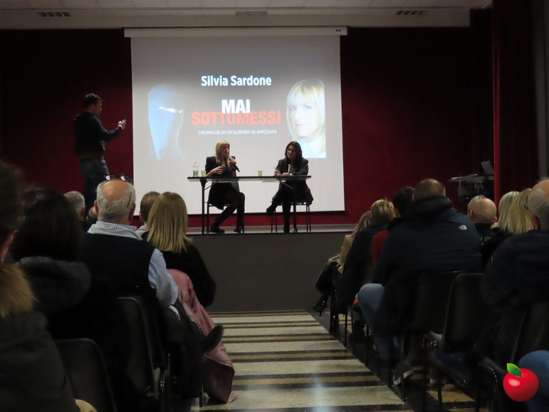 sardone_06.jpg (94 KB)