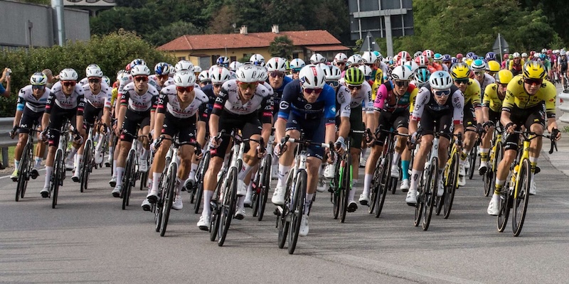 Vuelta di passaggio a Oleggio