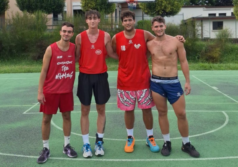 Contra_torneo_Stefano_2.JPG (110 KB)