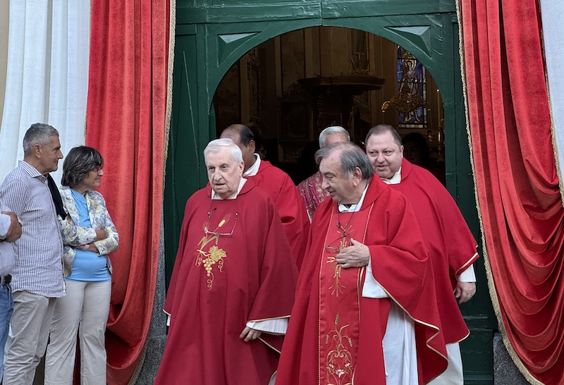 Rogeno_don_gianni00009.JPG (205 KB)